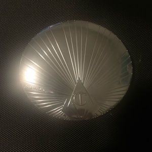 Charlotte Tilbury Superstar Glow Highlighter